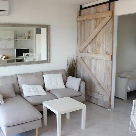 Beautiful In Front Of Beach, Pool, View Apartment *